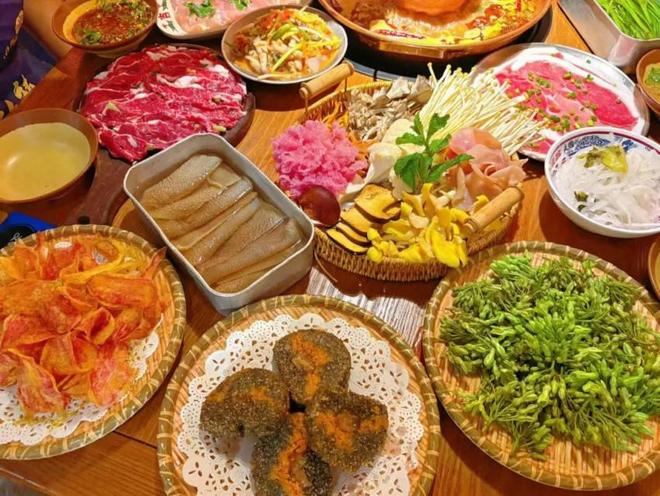 +店云南酸菜牛肉火锅跑出黑马麻将胡了试玩1年狂开200