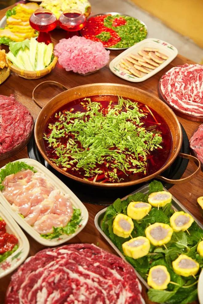+店云南酸菜牛肉火锅跑出黑马麻将胡了试玩1年狂开200(图6)